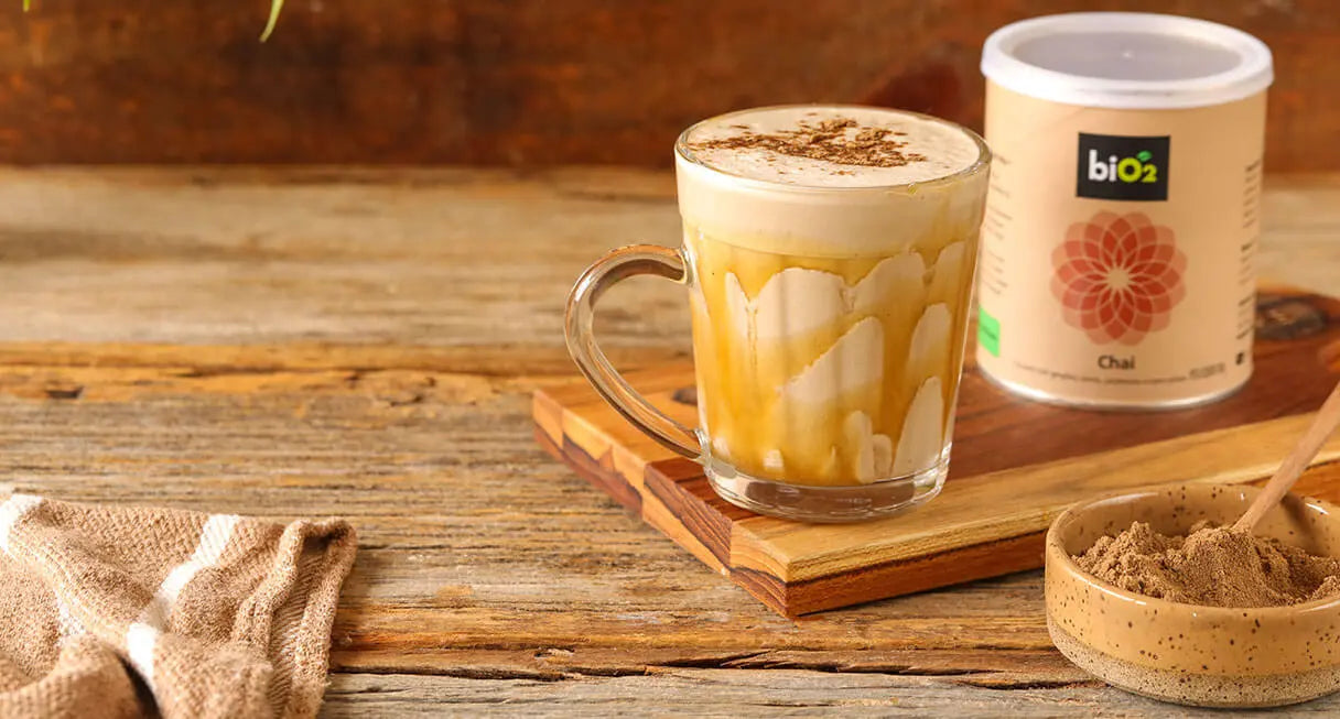 Chá preto com gengibre, canela, cardomomo, cravo em pó solúvel biO2 Chai 100 g